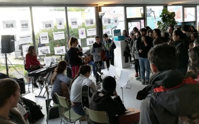 Acte contra la violència masclista a l’institut