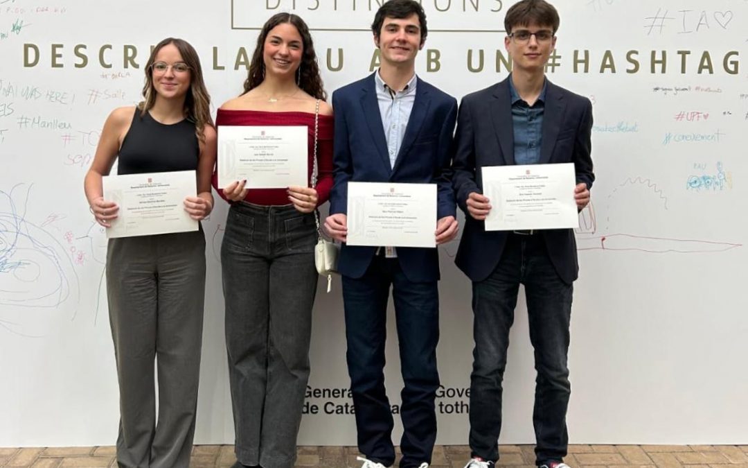 Quatre alumnes del Milà reben la distinció de les PAAU 2024