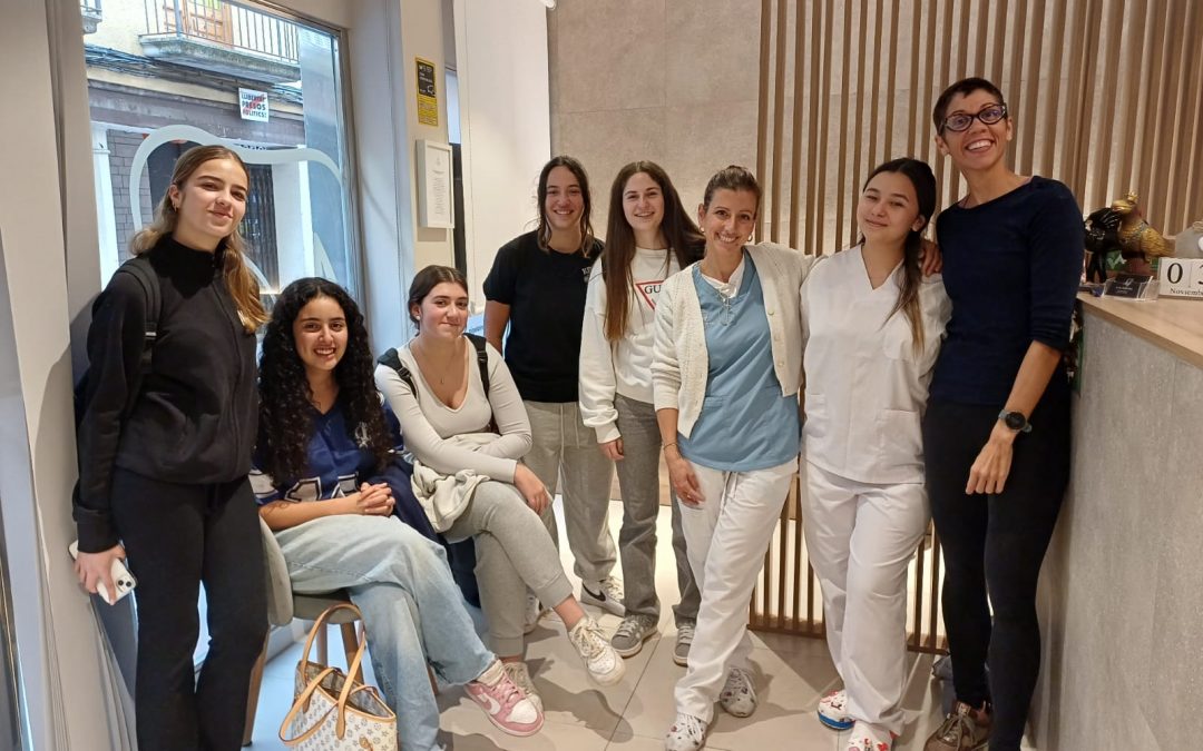 Visita a clíniques dentals