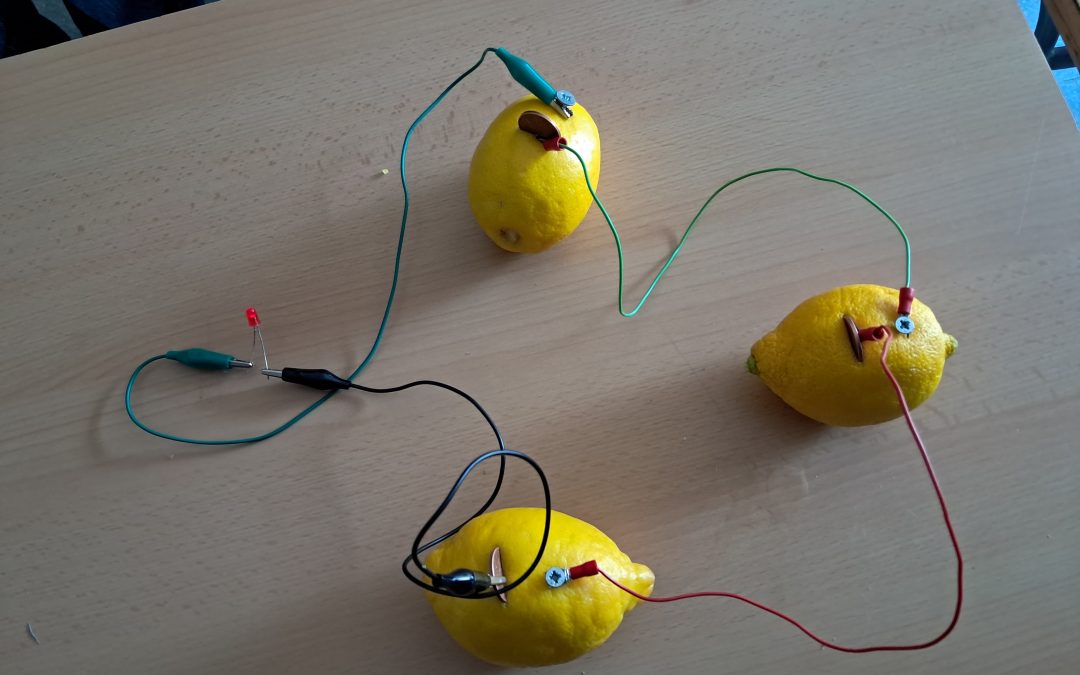 Xerrada i taller de creació d’una pila